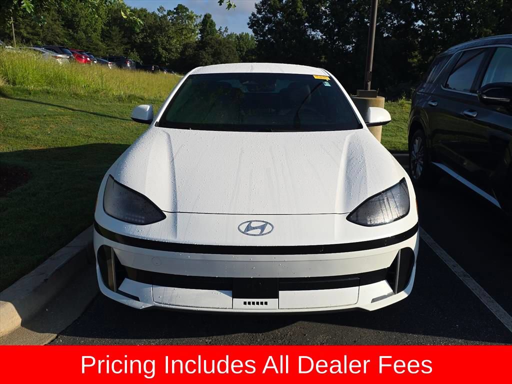 Used 2023 Hyundai Ioniq 6 SEL RWD image 2