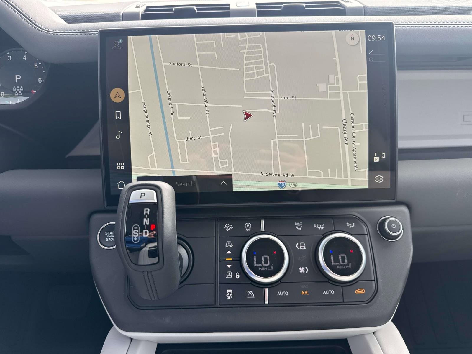 New 2026 Land Rover Defender 110 S image 12