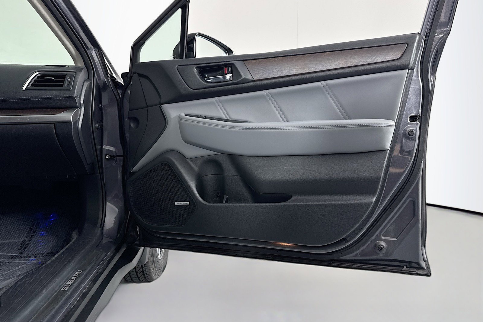 Used 2019 Subaru Outback 2.5i Limited w/ Popular Package #2 image 22