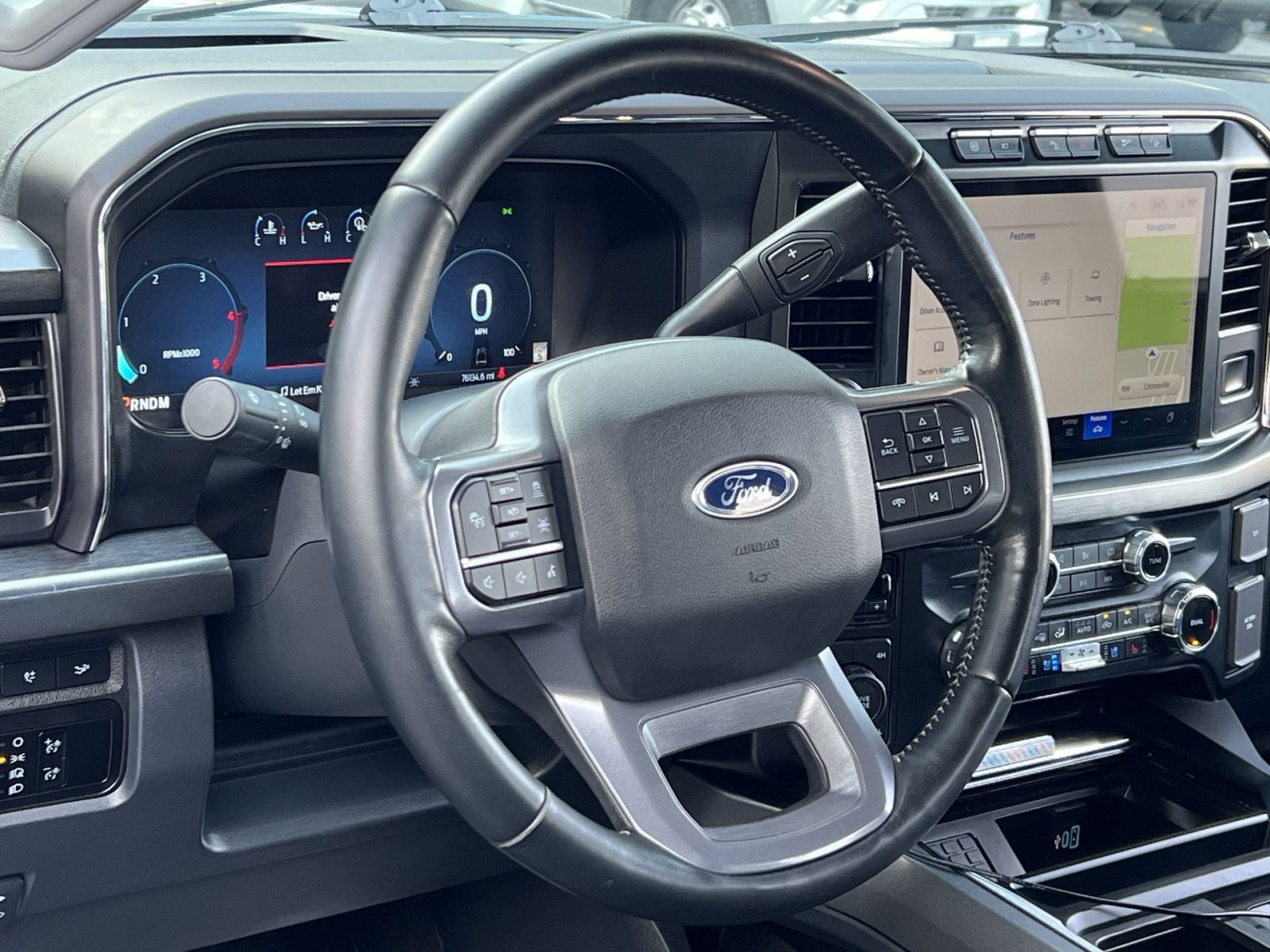 Used 2023 Ford F250 Lariat w/ Lariat Ultimate Package AWD/4WD image 21