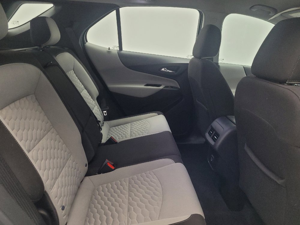 Used 2021 Chevrolet Equinox LS image 19
