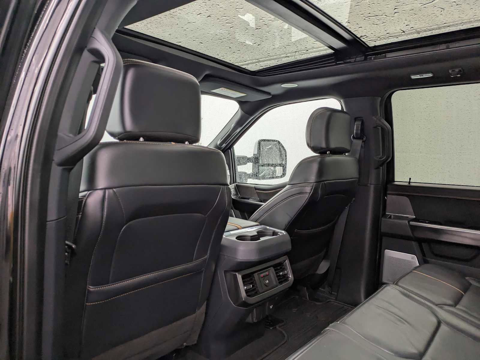 Used 2023 Ford F350 Platinum w/ Tremor Off-Road Package AWD/4WD image 20