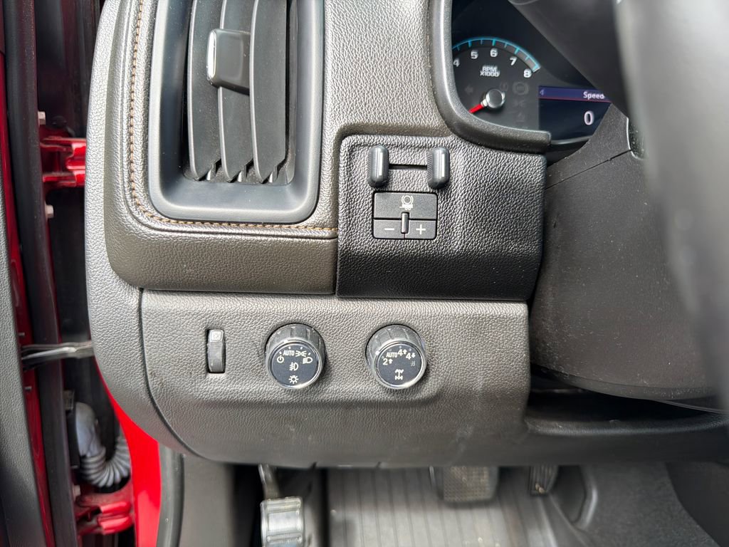 Used 2022 GMC Canyon AT4 w/ Driver Alert Package image 31