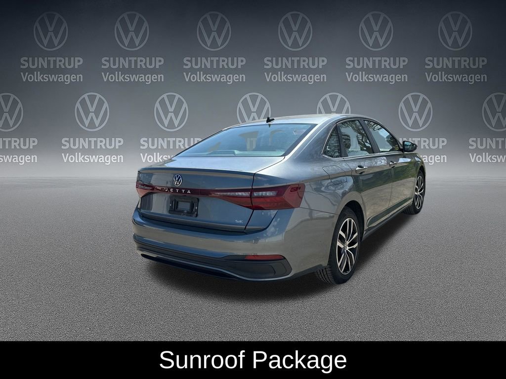 Used 2025 Volkswagen Jetta SE FWD image 6