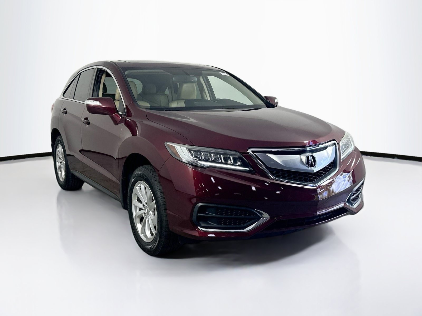 Used 2017 Acura RDX w/ Technology Package FWD image 3