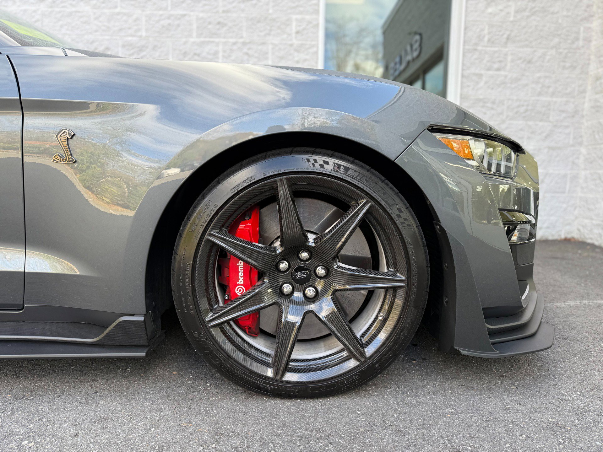 Used 2022 Ford Mustang Shelby GT500 w/ Carbon Fiber Track Pack image 40