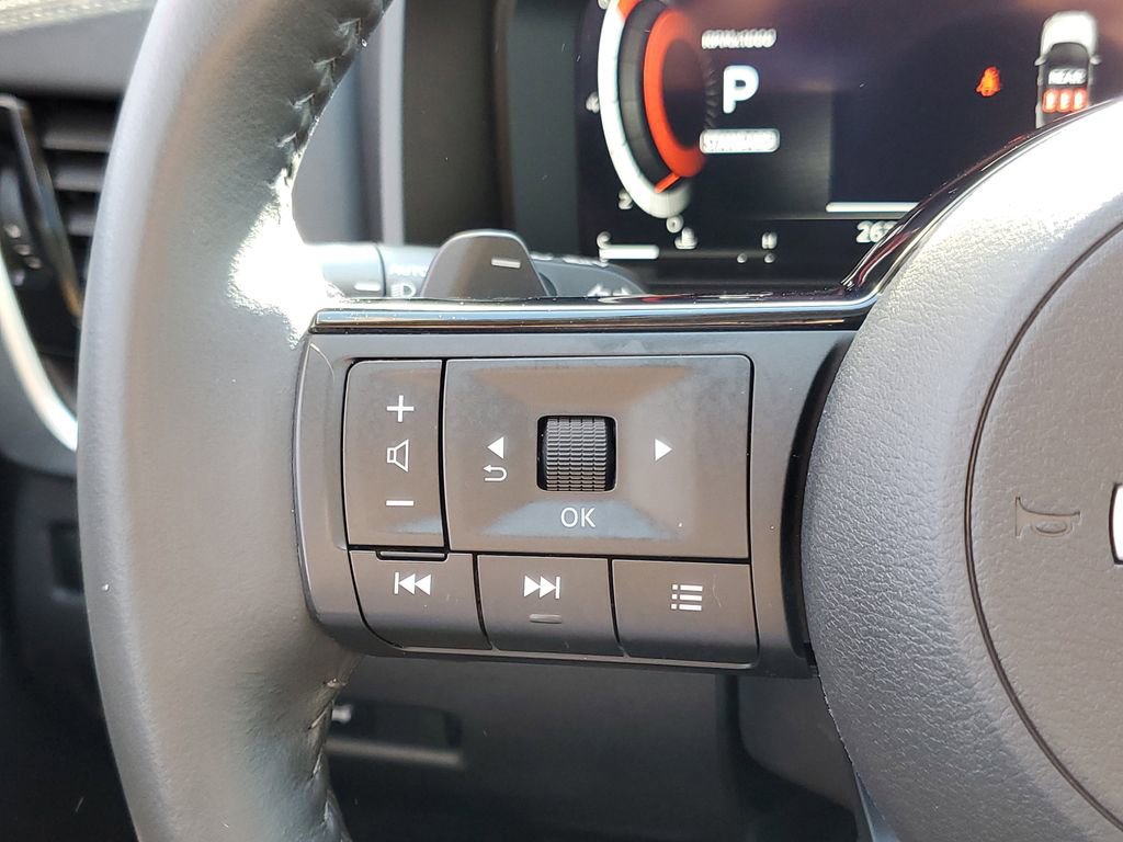 Certified 2023 Nissan Rogue Platinum w/ Platinum Premium Package FWD image 21