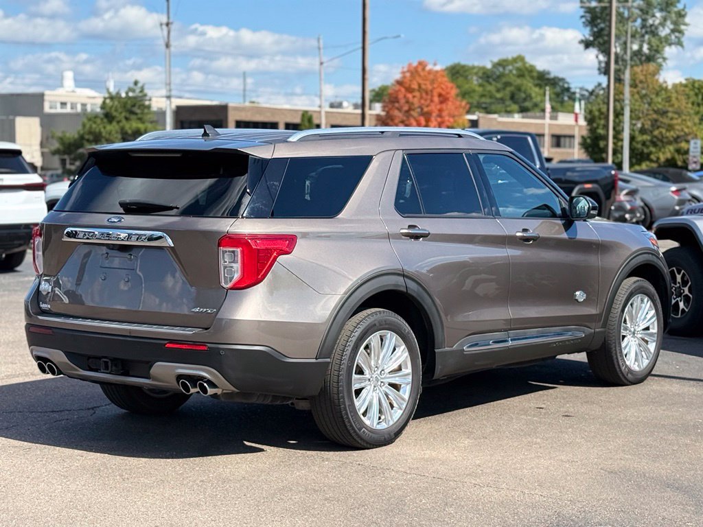 Certified 2021 Ford Explorer King Ranch w/ Premium Technology Package AWD/4WD image 39