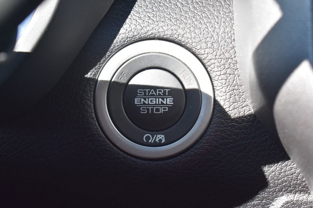 Used 2025 RAM 2500 Big Horn AWD/4WD image 31