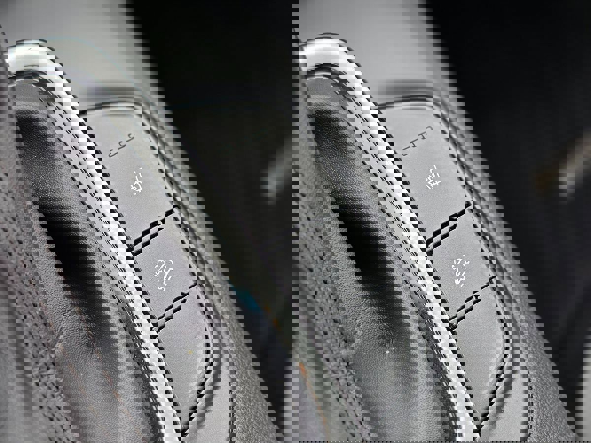 Used 2019 Hyundai Kona Limited image 43