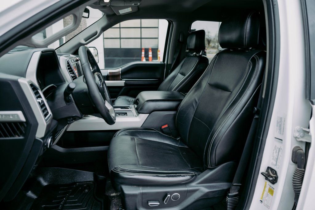 Used 2017 Ford F150 Lariat image 13