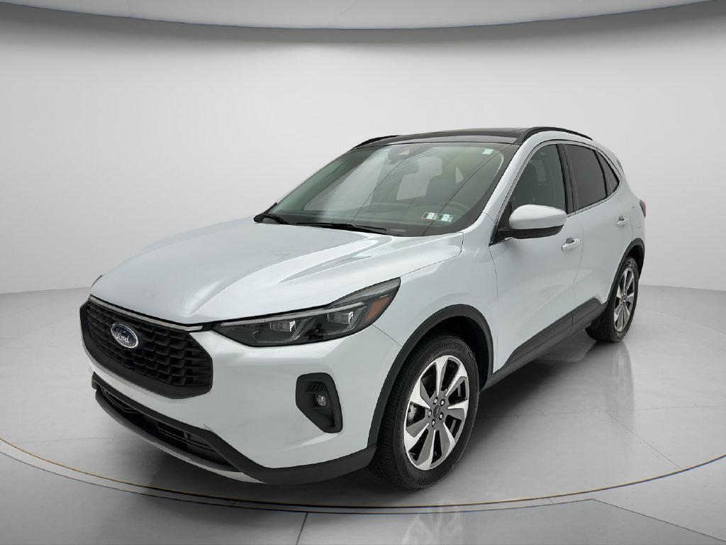 Used 2025 Ford Escape Platinum AWD/4WD image 3
