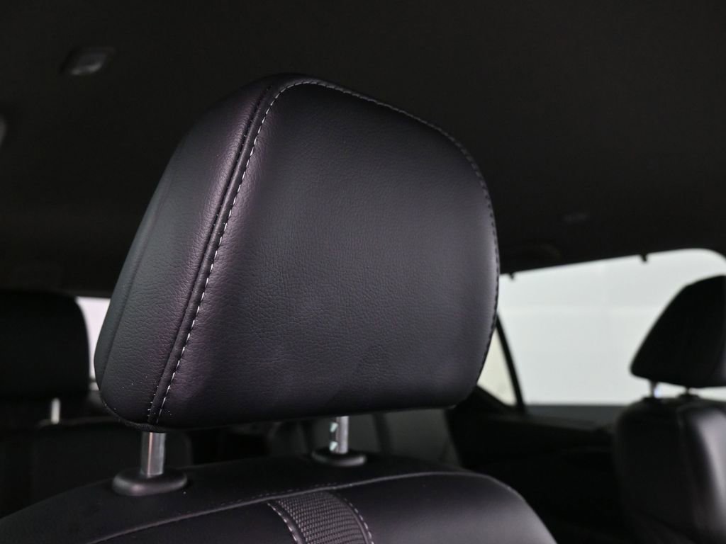 Used 2023 Honda Pilot EX-L image 18