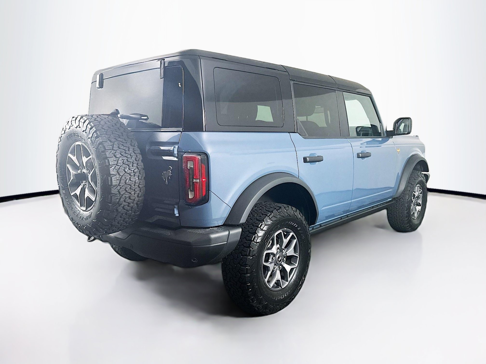 Used 2025 Ford Bronco Badlands AWD/4WD image 9