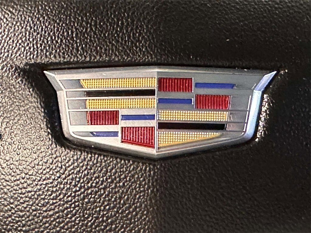 Used 2023 Cadillac Escalade Premium Luxury image 26