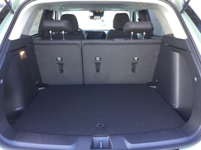 New 2025 Chevrolet TrailBlazer LT w/ LT Cold Weather Package AWD/4WD image 18