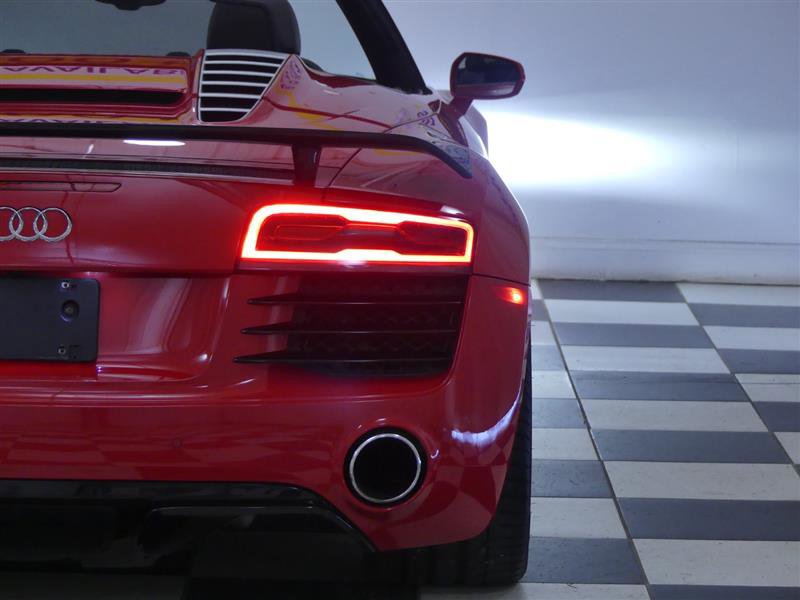 Used 2014 Audi R8 V8 w/ Convenience Package image 28