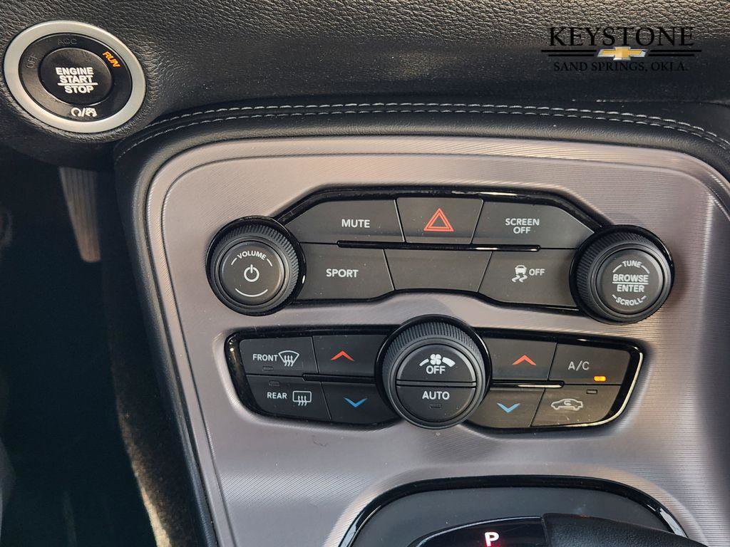 Used 2023 Dodge Challenger SXT image 20