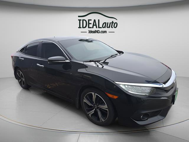 Used 2018 Honda Civic Touring image 4