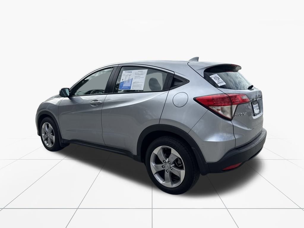 Used 2022 Honda HR-V LX image 6