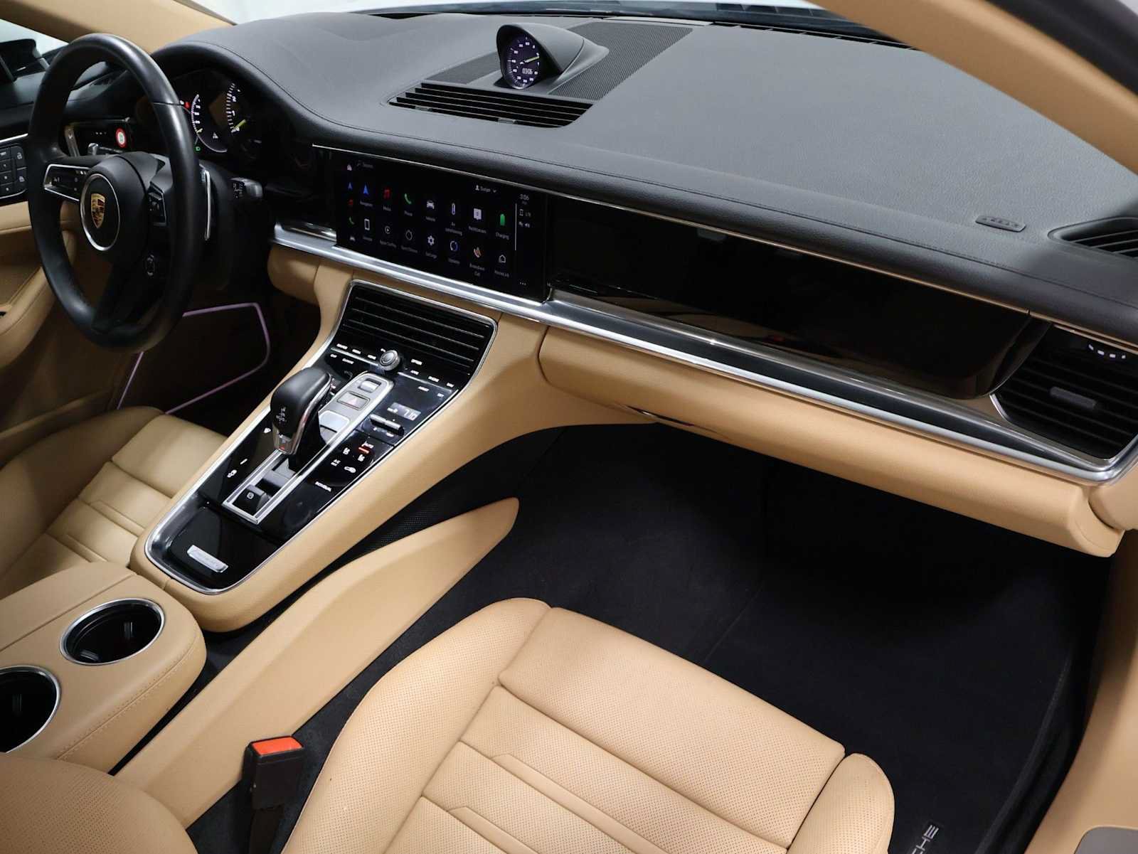 Certified 2023 Porsche Panamera 4S AWD/4WD image 6