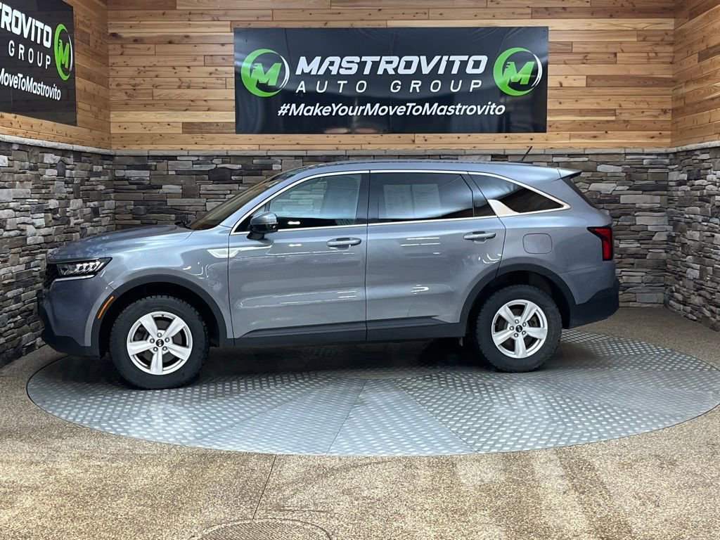 Used 2021 Kia Sorento LX image 6