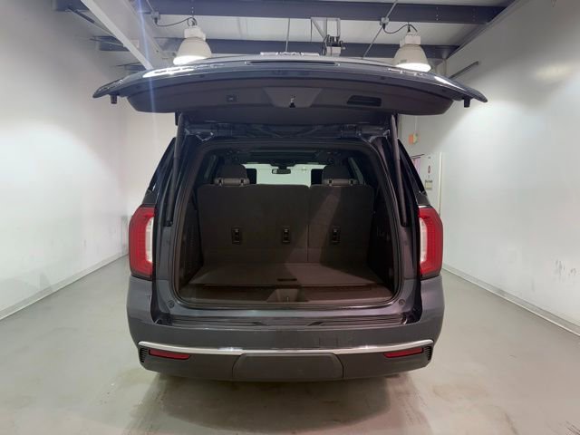 Used 2021 GMC Yukon SLT w/ SLT Premium Package image 8