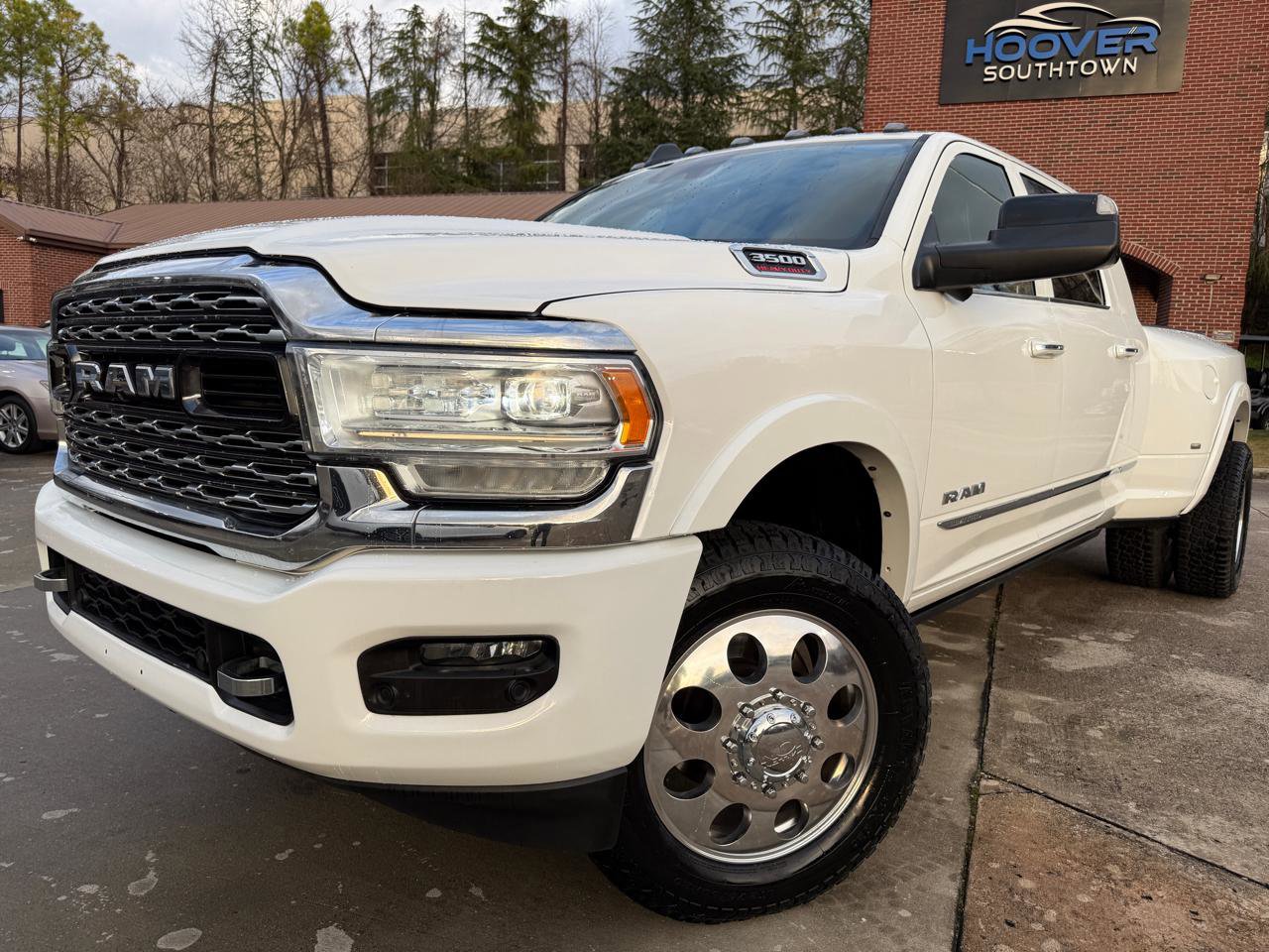 Used 2019 RAM 3500 Limited image 1
