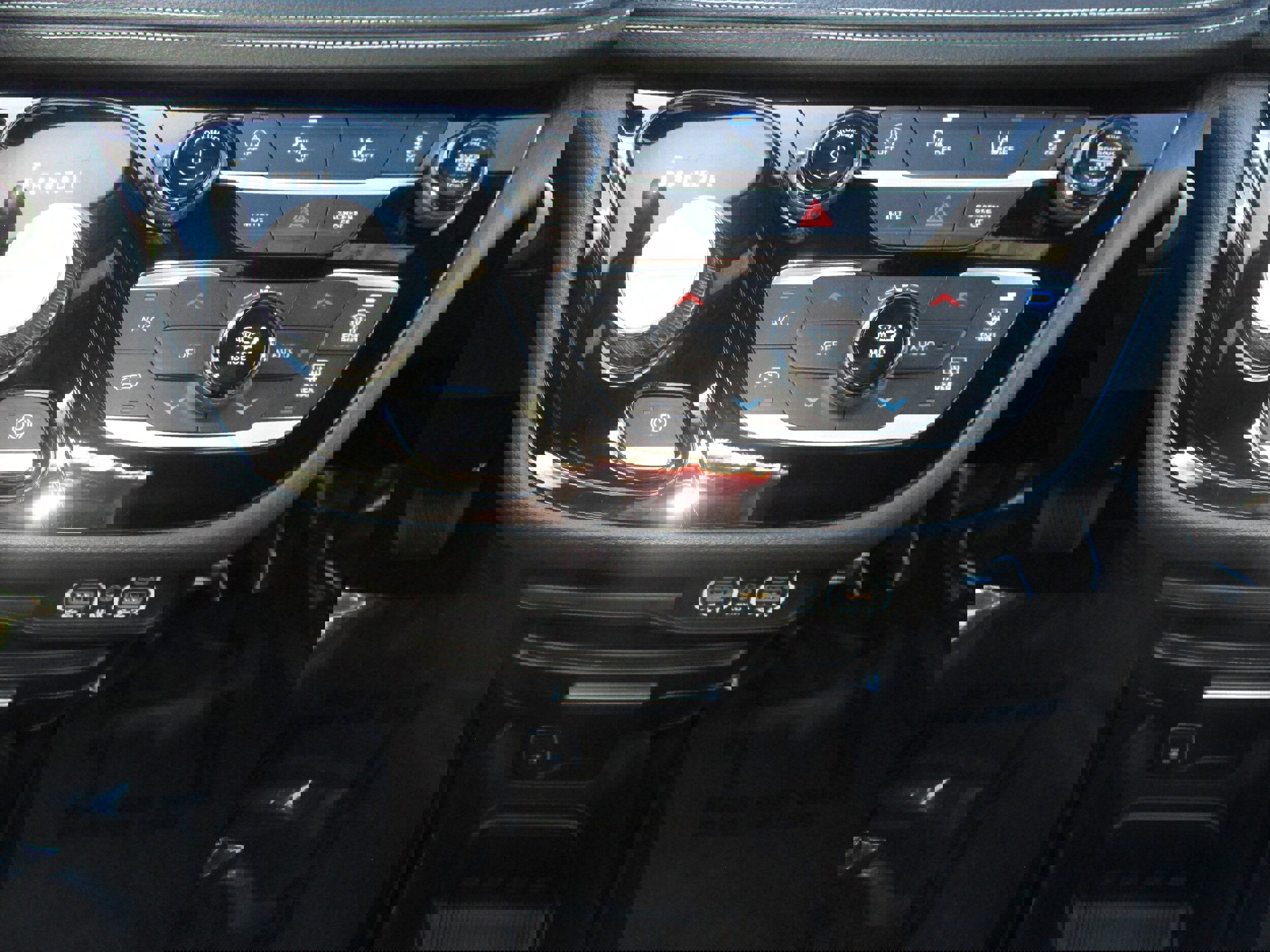 Used 2025 Chrysler Pacifica Select FWD image 28