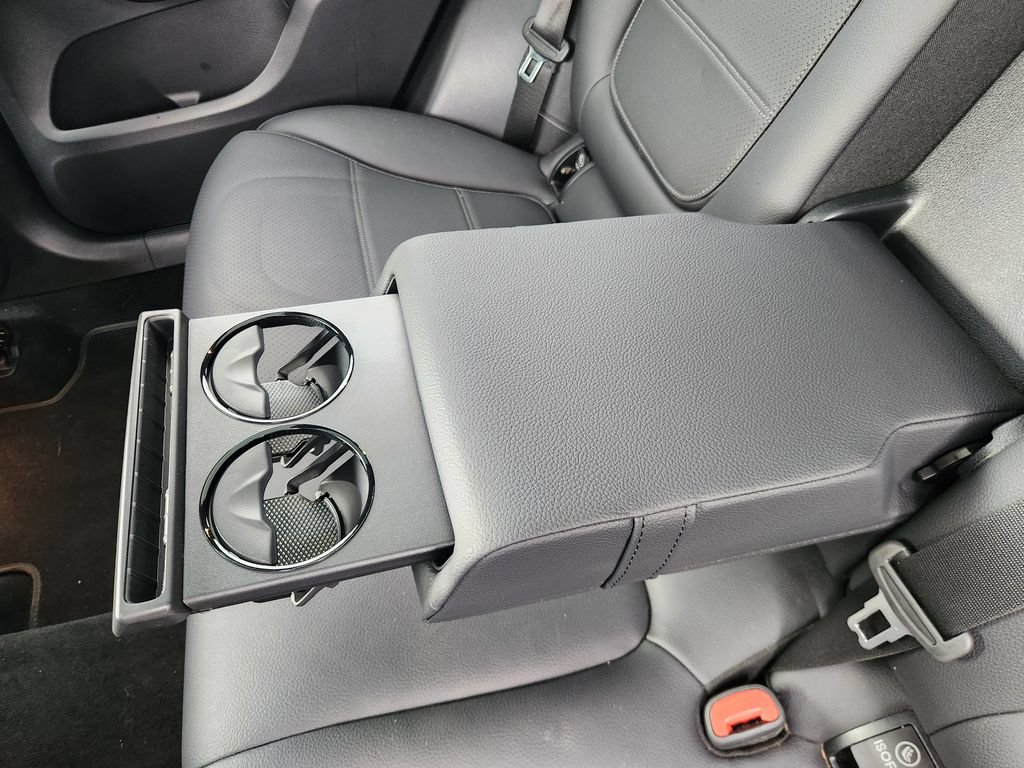 Certified 2025 Mercedes-Benz GLC 300 4MATIC image 13