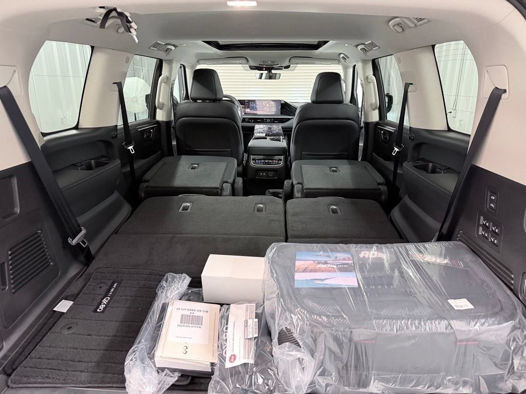 Certified 2026 INFINITI QX80 Luxe w/ Cargo Package RWD image 38