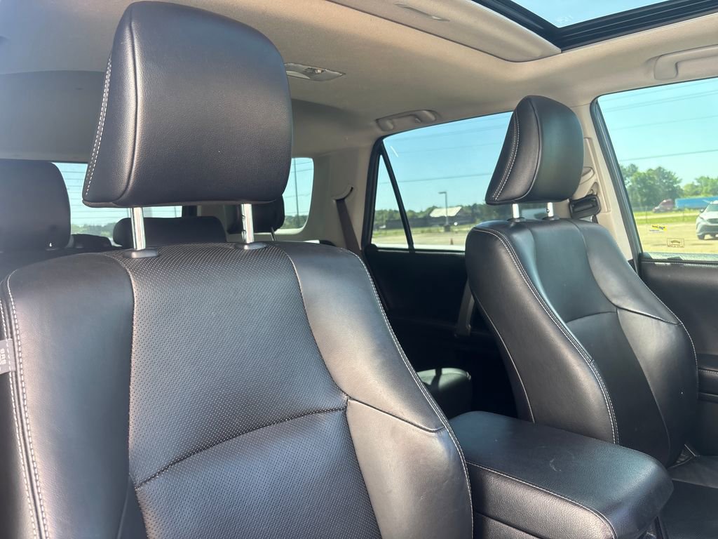 Used 2018 Toyota 4Runner Limited image 17
