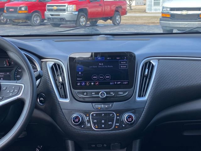 Used 2022 Chevrolet Malibu LT image 19