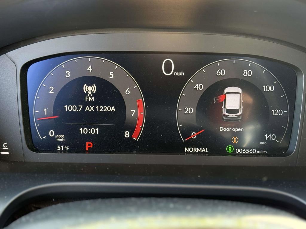 Used 2025 Acura ADX A-Spec image 17