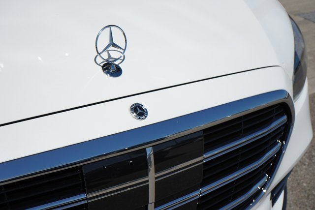 New 2025 Mercedes-Benz S 580 4MATIC Sedan image 14