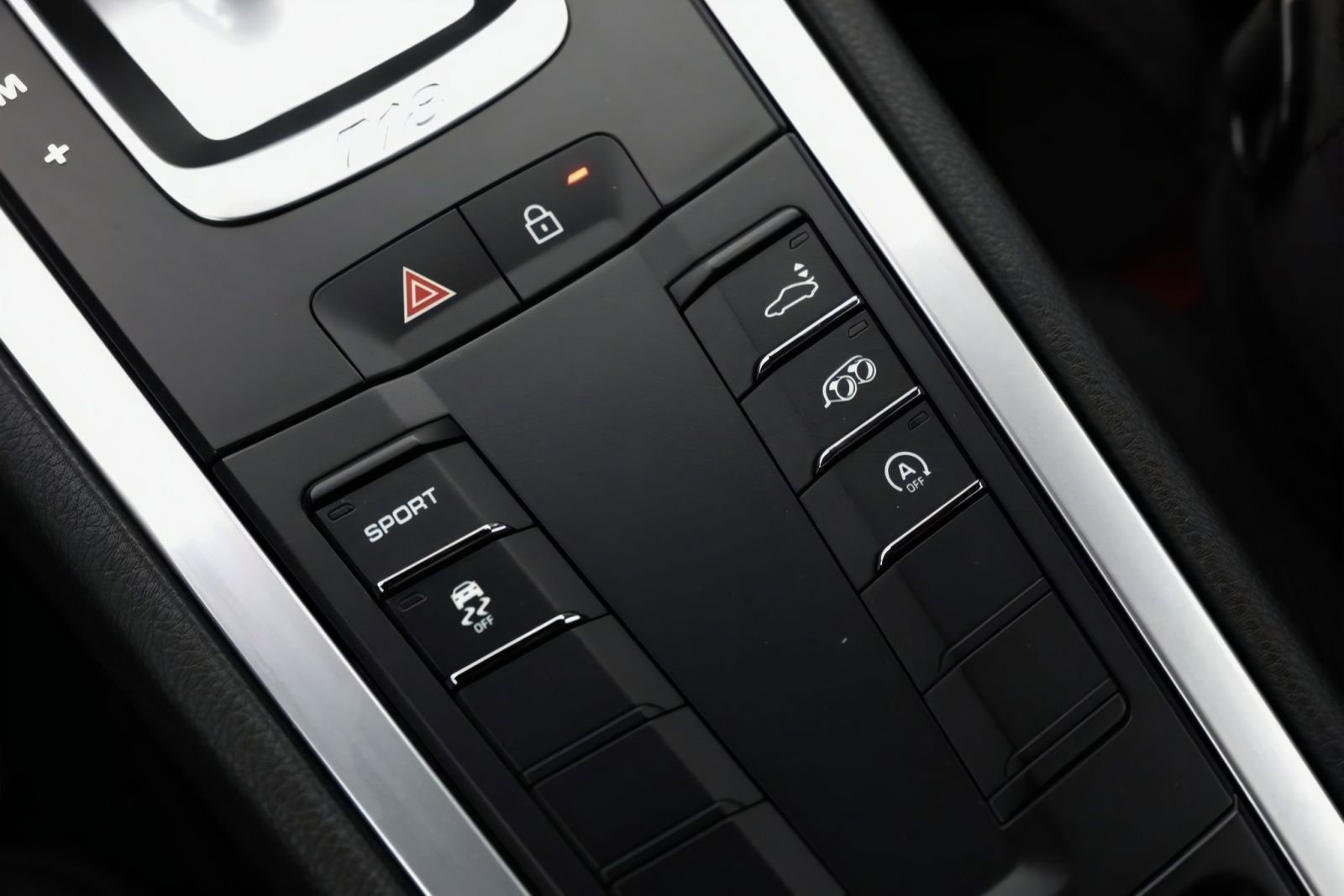 Used 2025 Porsche 718 Cayman RWD image 44