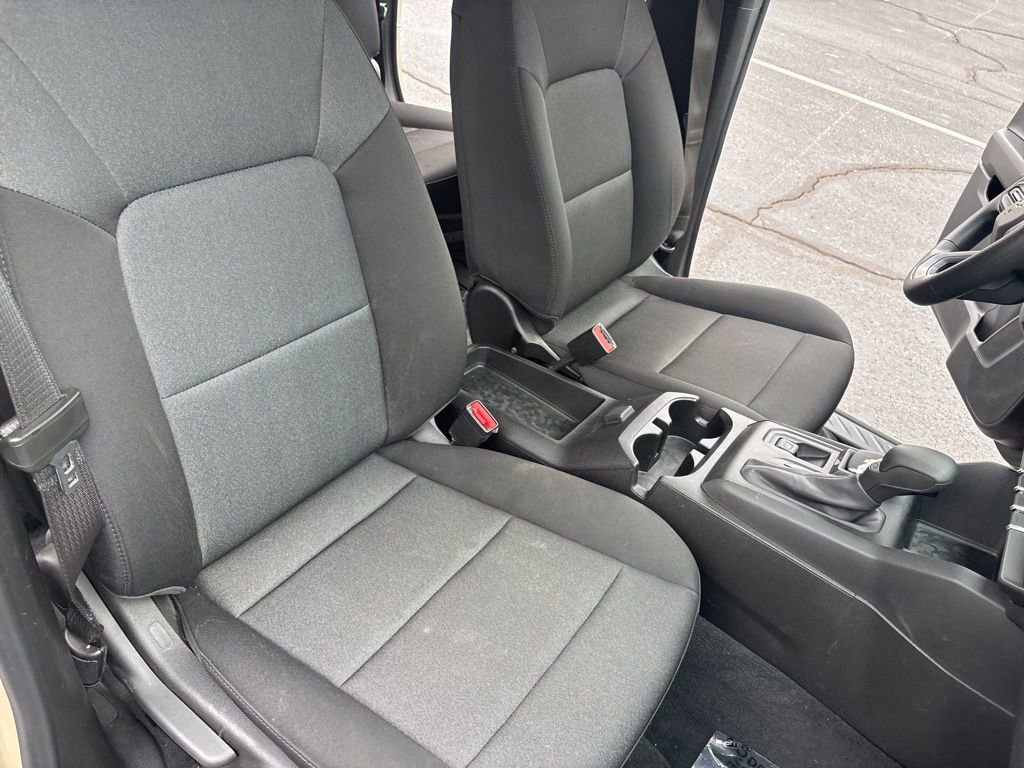 Used 2024 Chevrolet Colorado W/T image 34