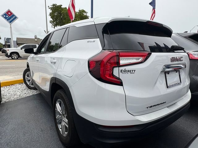Used 2023 GMC Terrain SLE image 6
