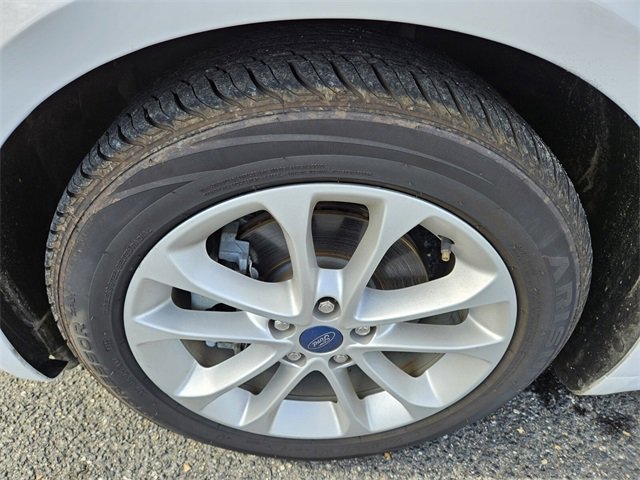 Used 2020 Ford Fusion SE image 19