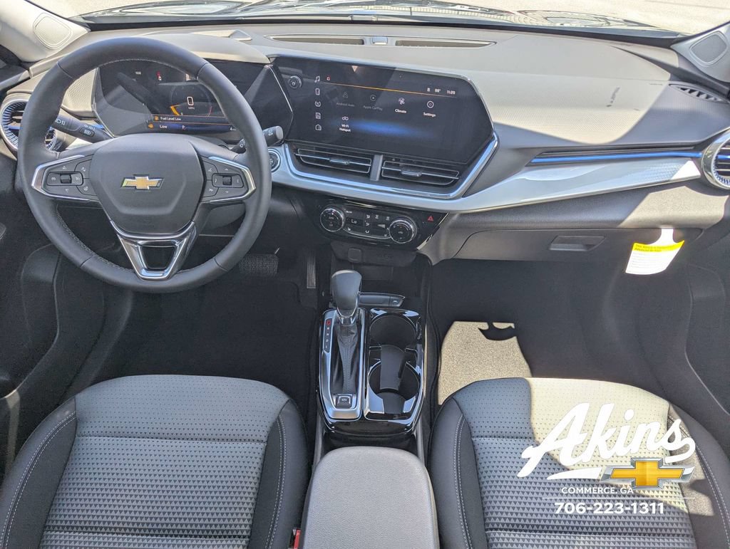 New 2026 Chevrolet Trax LT w/ LT Convenience Package FWD image 14
