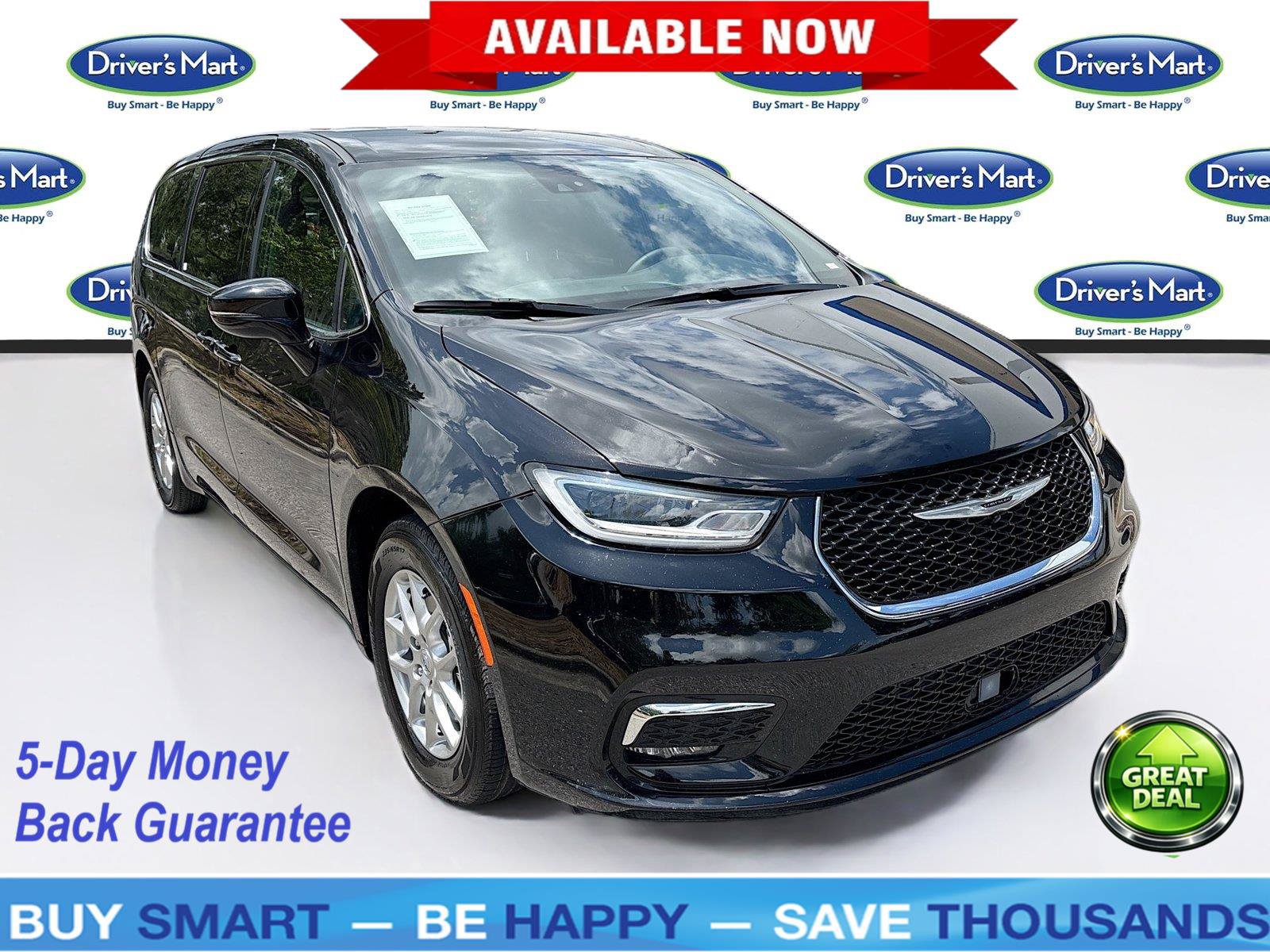 Used 2025 Chrysler Pacifica Select