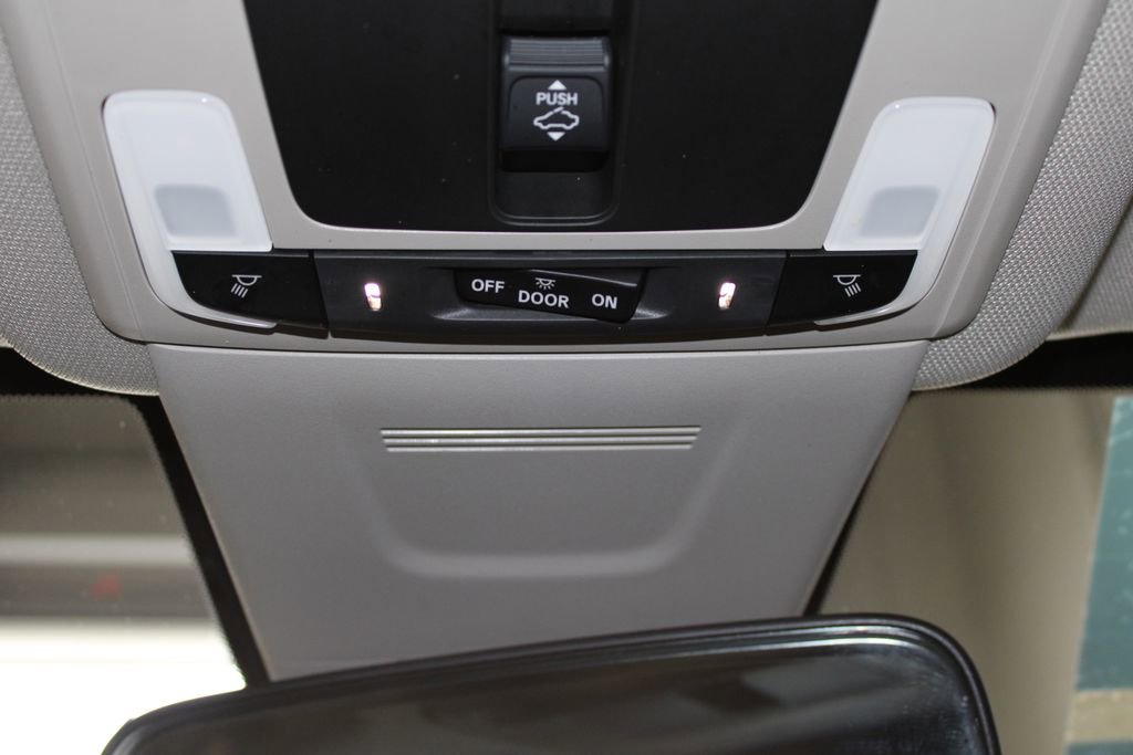 Used 2025 Honda CR-V EX image 37