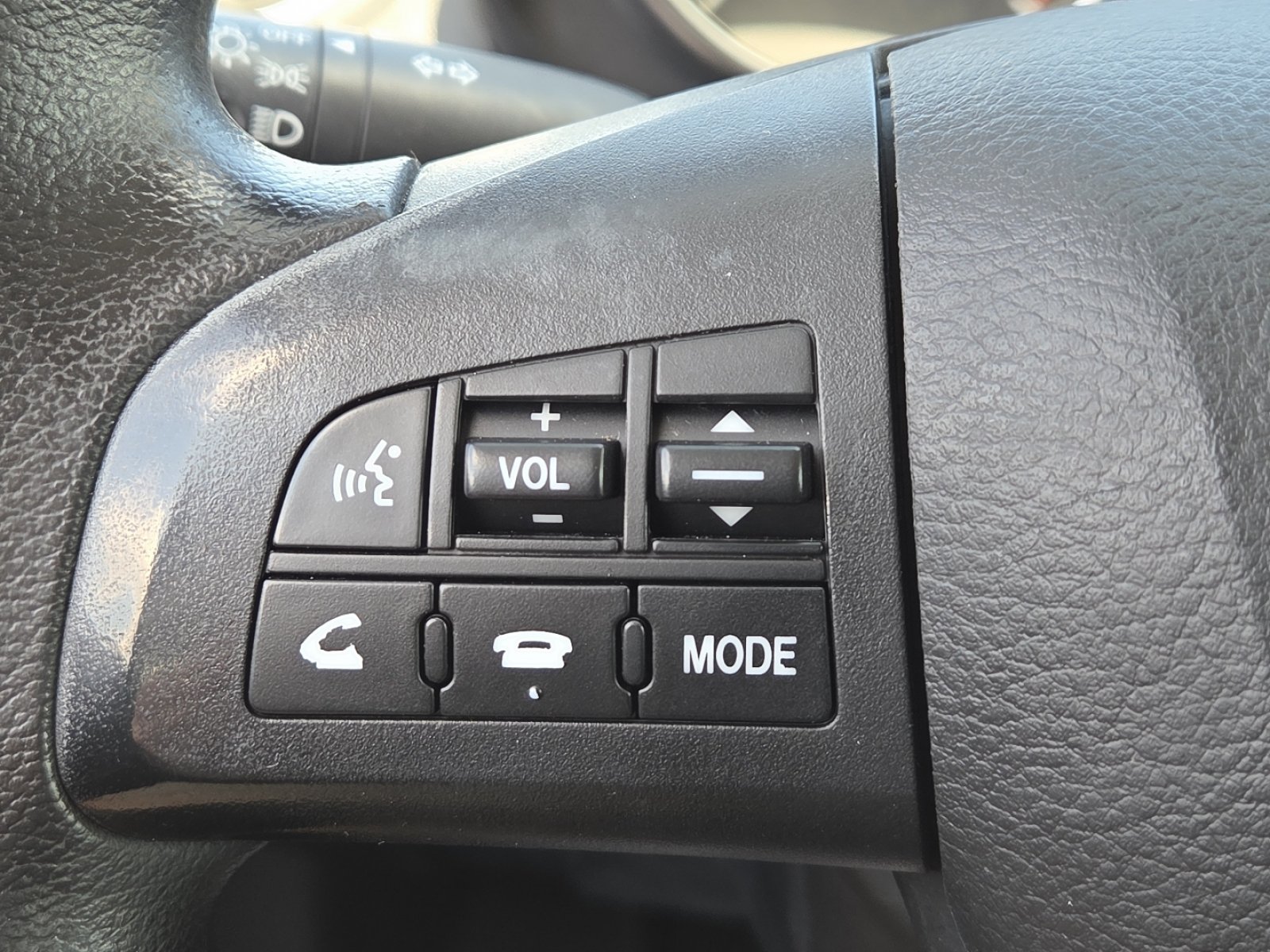 Used 2011 MAZDA MAZDA3 i Touring FWD image 28