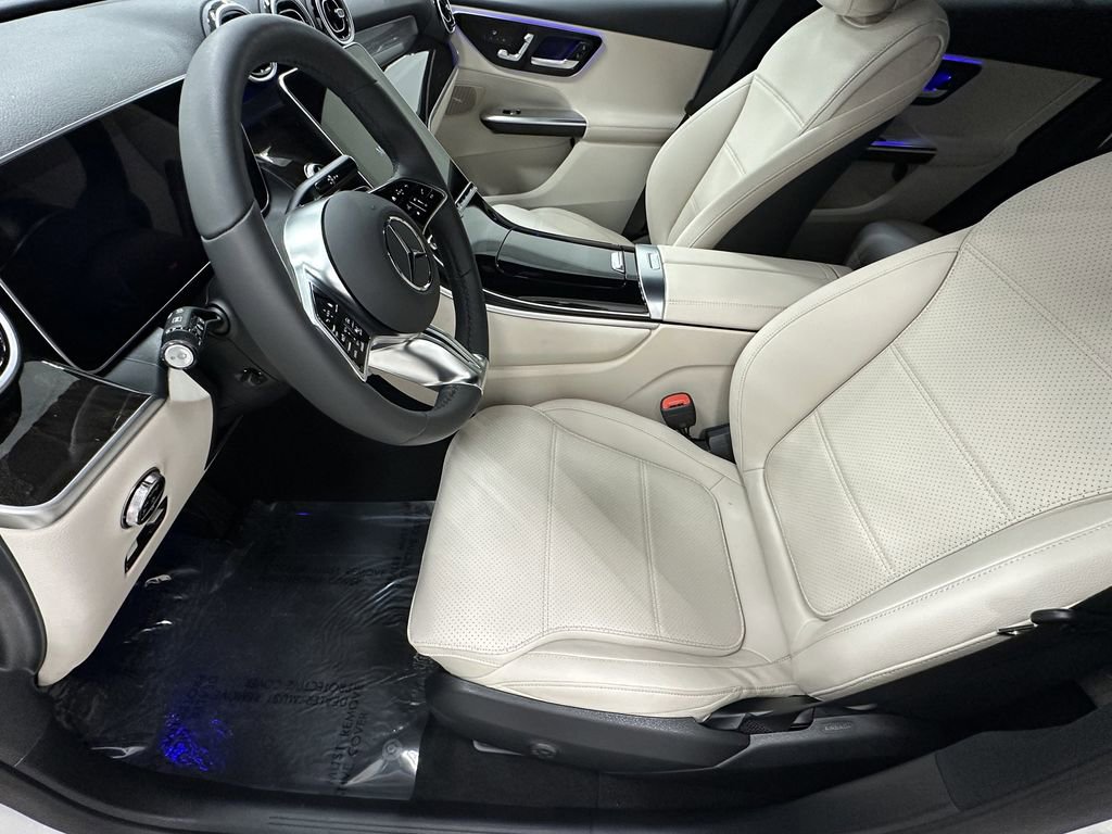 Certified 2025 Mercedes-Benz GLC 350e 4MATIC image 9