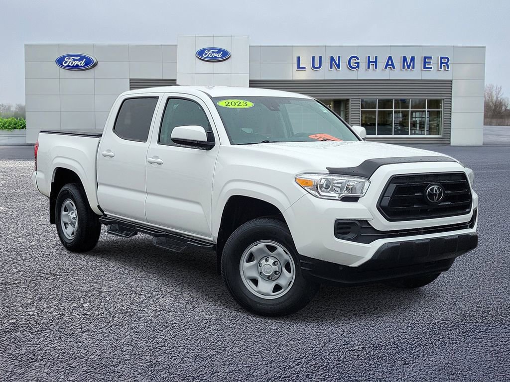 Used 2023 Toyota Tacoma SR image 1