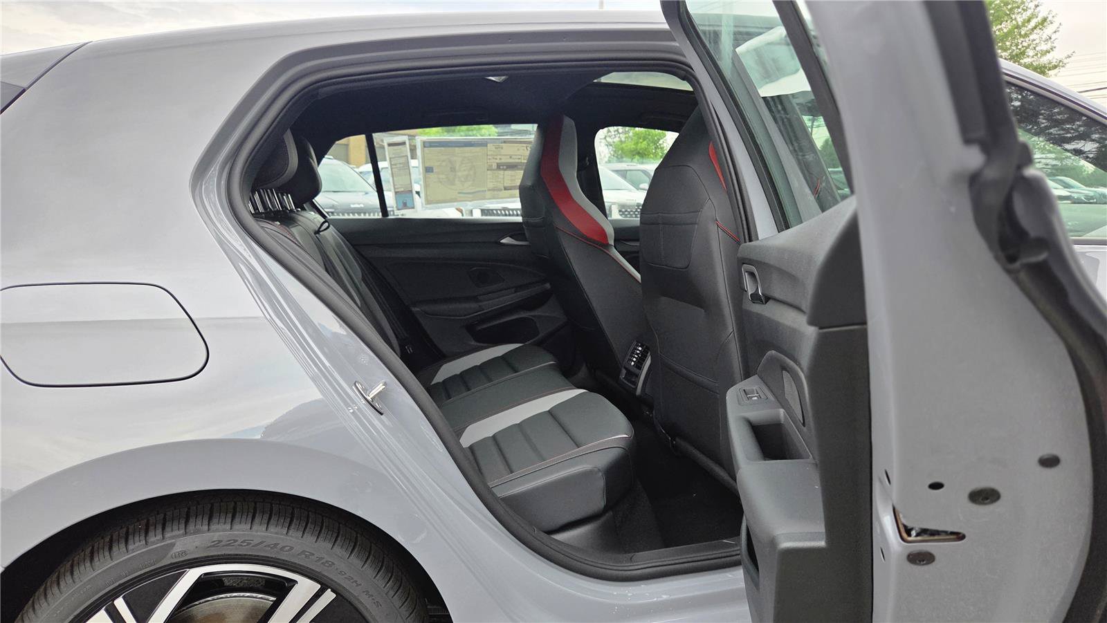 New 2026 Volkswagen GTI SE FWD image 30
