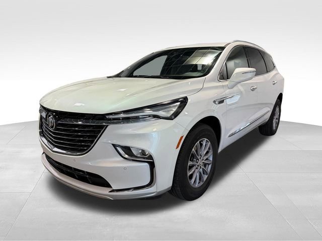 Used 2023 Buick Enclave Essence FWD image 3