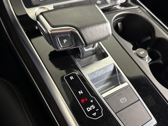 Used 2020 Audi Q8 Premium Plus w/ Premium Plus Package AWD/4WD image 41