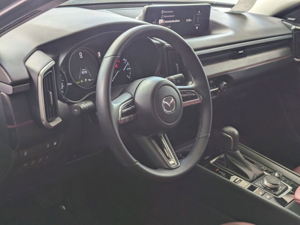 Used 2025 MAZDA CX-50 AWD 2.5 Hybrid w/ Premium Pkg image 14