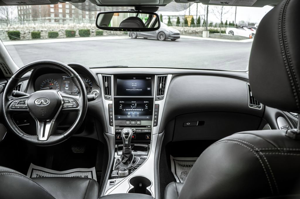 Used 2021 INFINITI Q50 Luxe image 7
